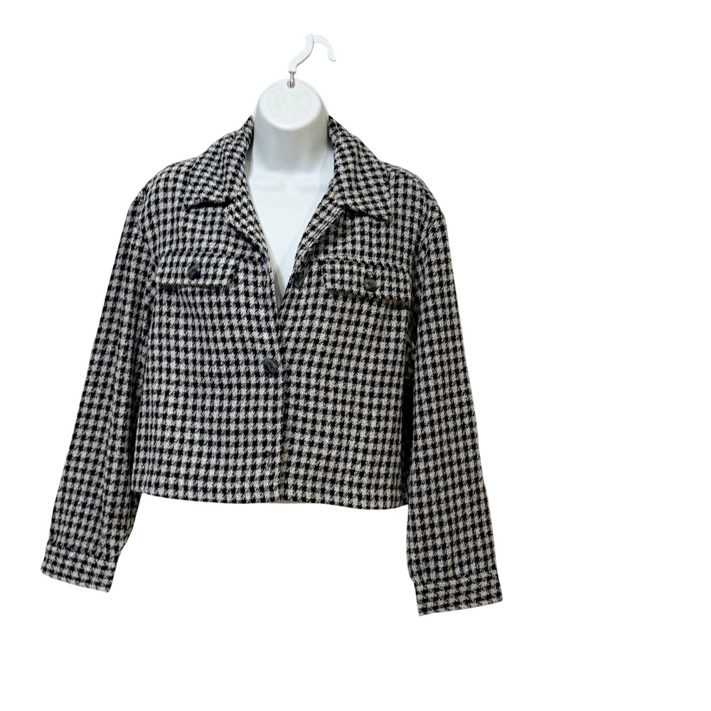 Amour Vert Renee Houndstooth Cropped Shacket Black White Upcycled Acrylic S
